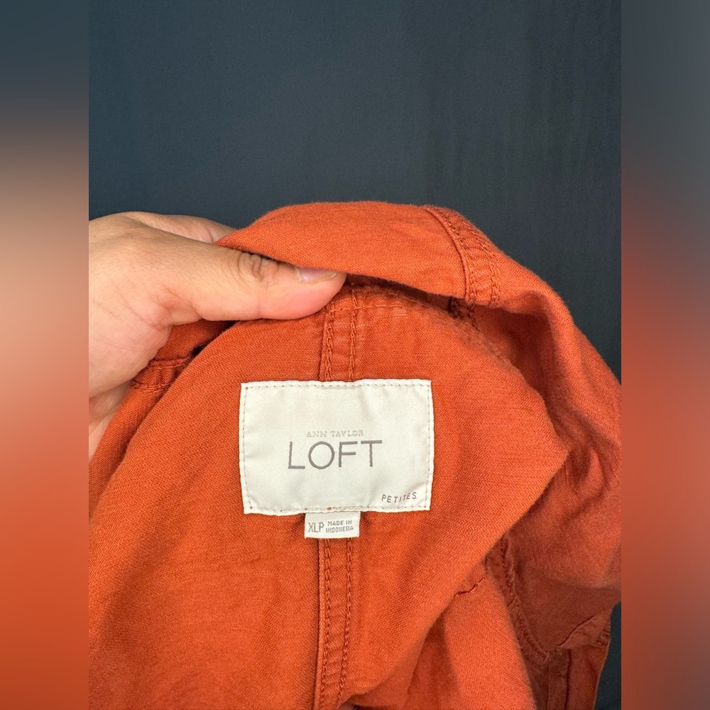 LOFT Jacket - Picture 4 of 16